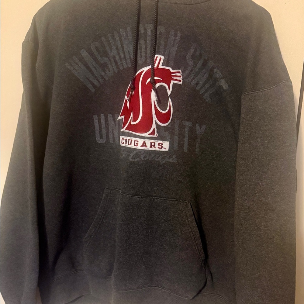 Washington State Cougars sweatshirt. Size.Large